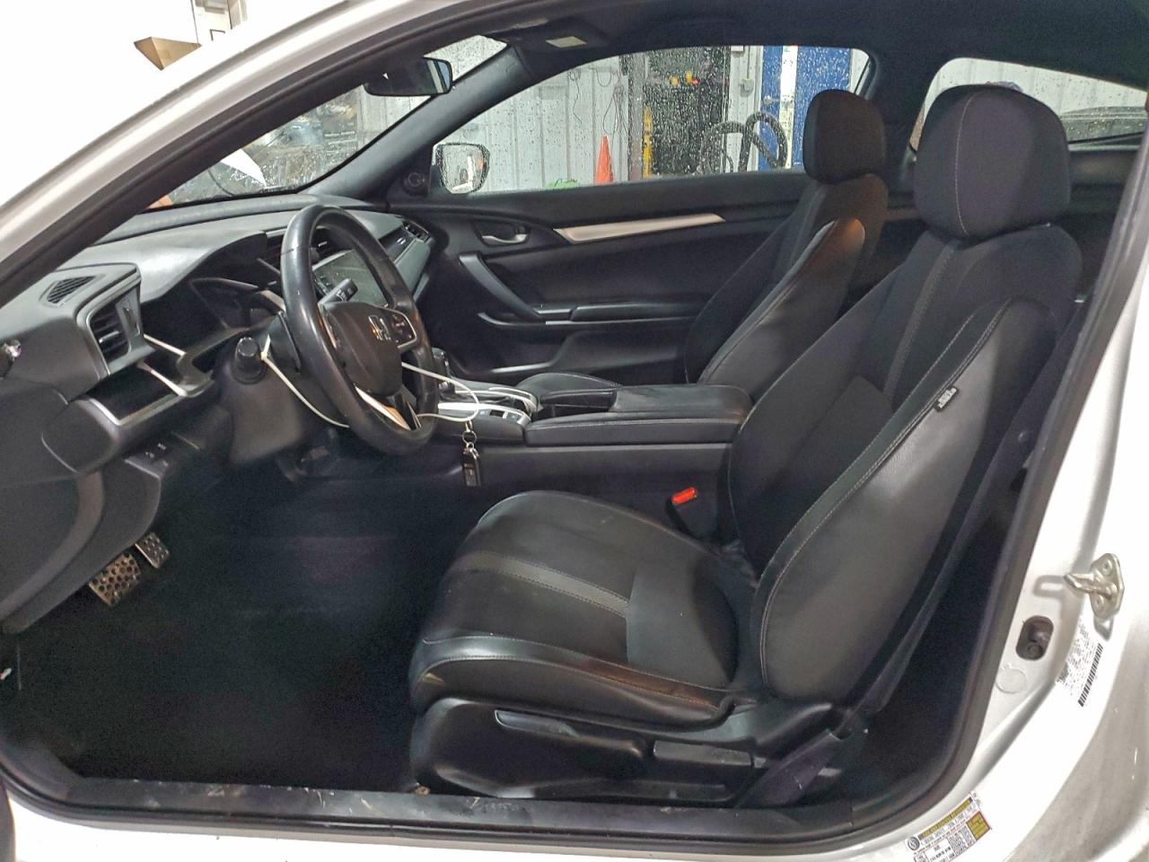 Honda Civic Sport Image 3