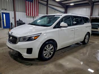  Salvage Kia Sedona