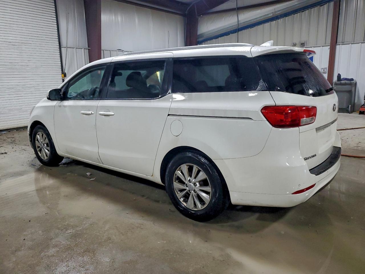 Kia Sedona Lx Image 12