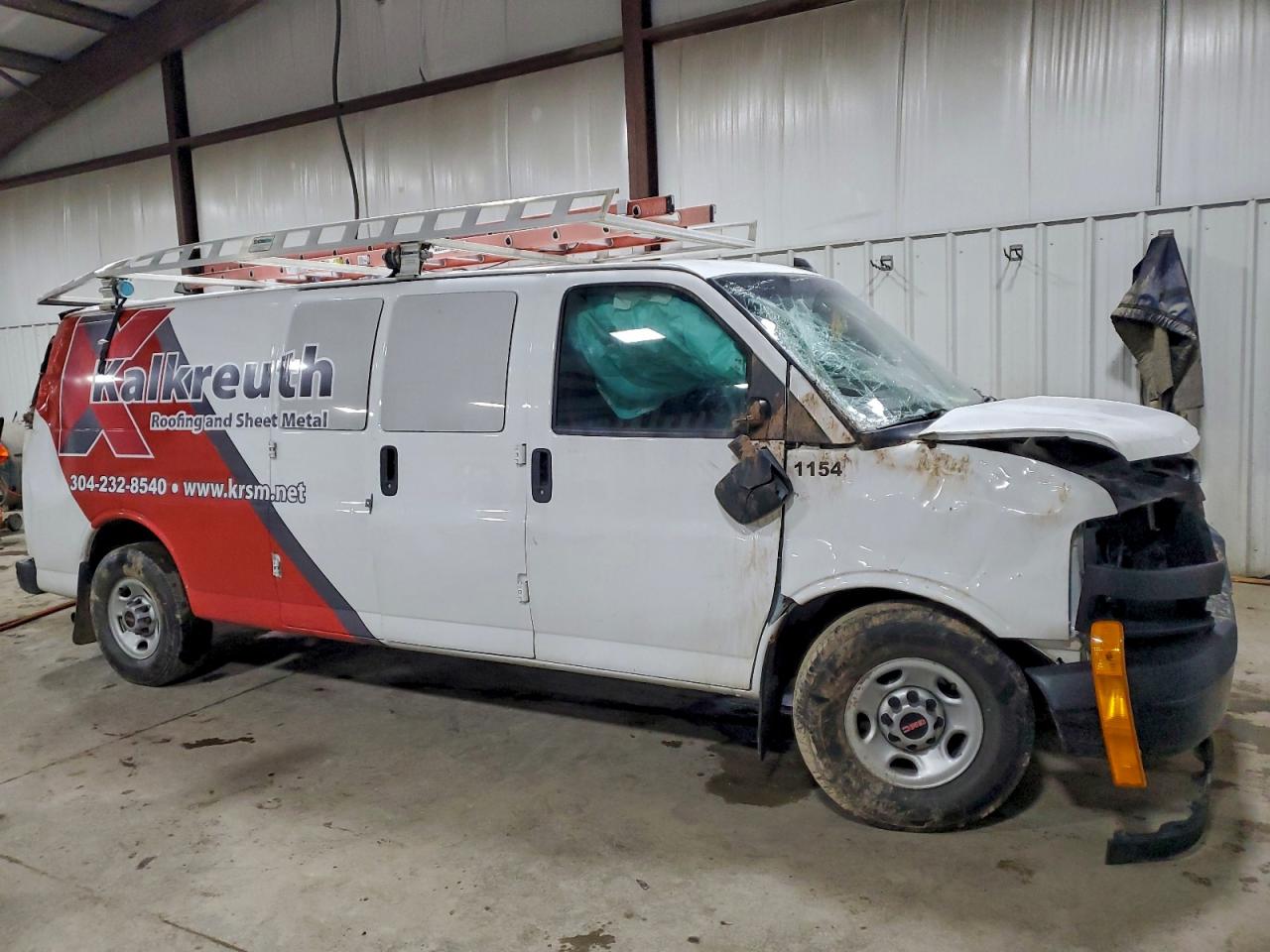 GMC Savana G2500 Image 4