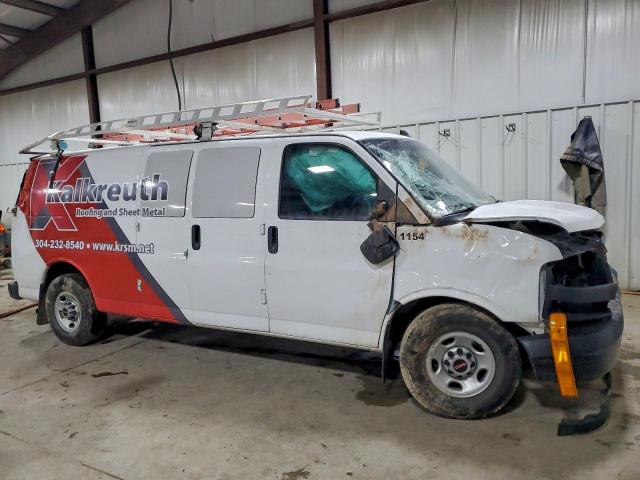 GMC Savana G2500 Image 4