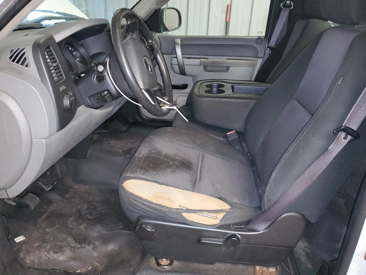 GMC Sierra C1500 Image 12