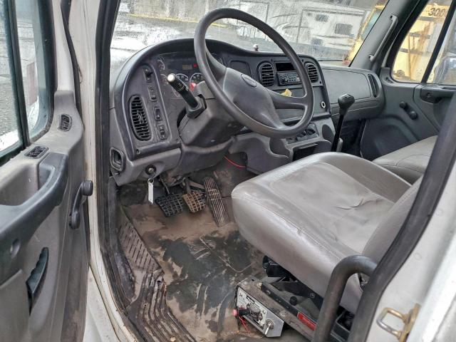 Freightliner M2 106 Med 106 Medium Duty Image 9