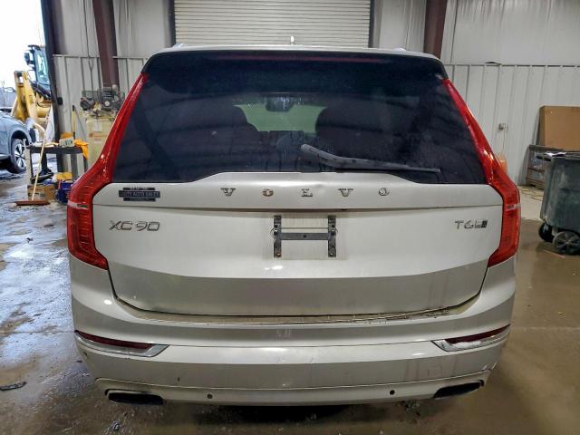 Volvo XC90 T6 Image 14