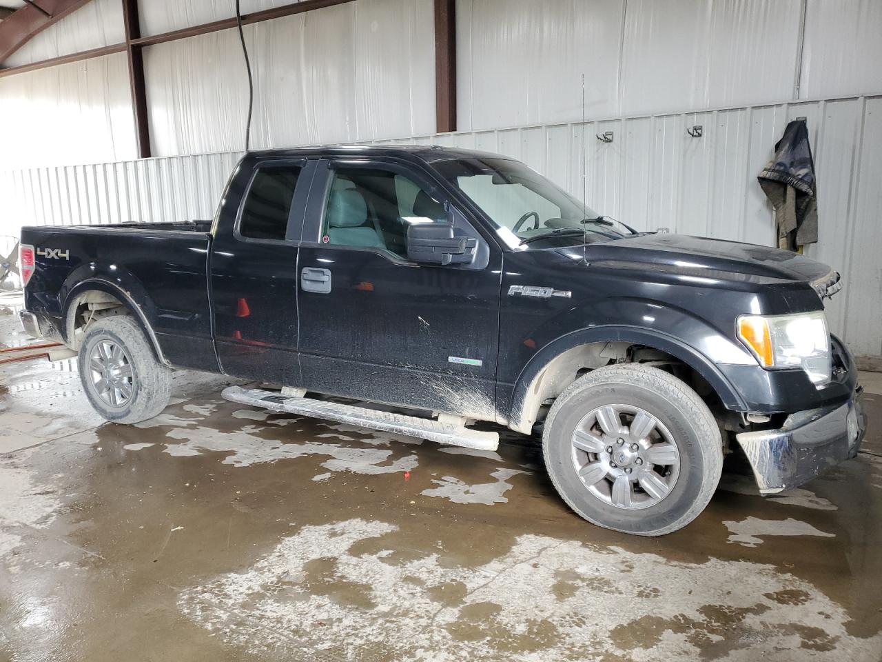 Ford F-150 Super Cab Image 3