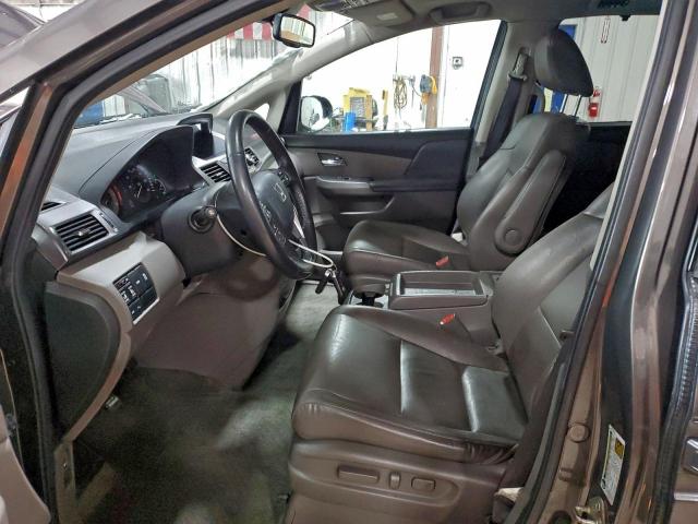 Honda Odyssey Touring Image 4