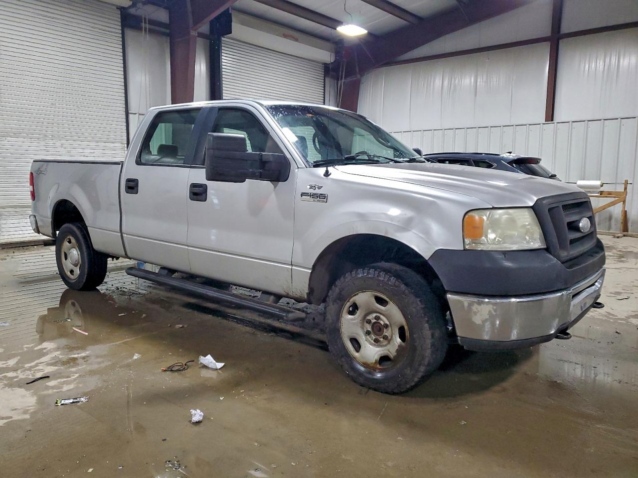 Ford F-150 Supercrew Image 3