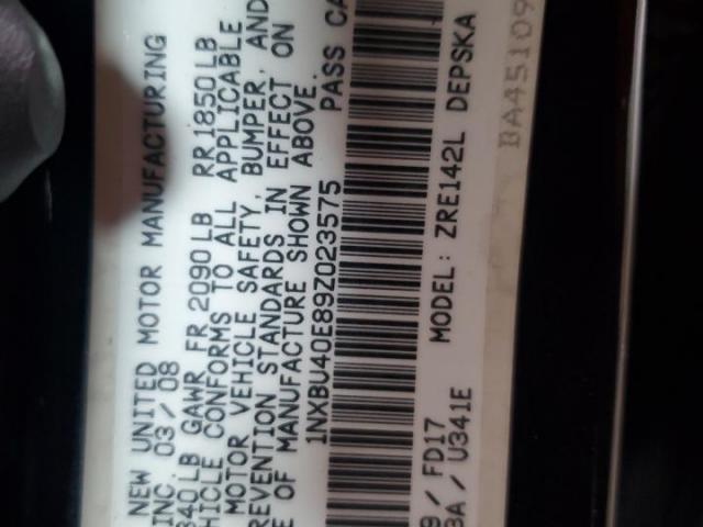 Toyota Corolla Base Image 9