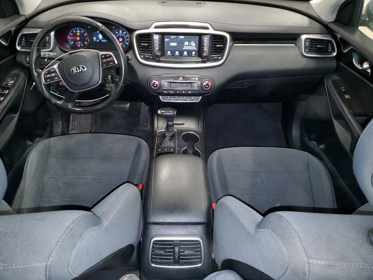 Kia Sorento Lx Image 11