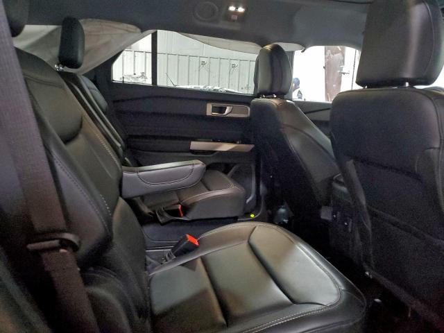 Ford Explorer Xlt Image 6