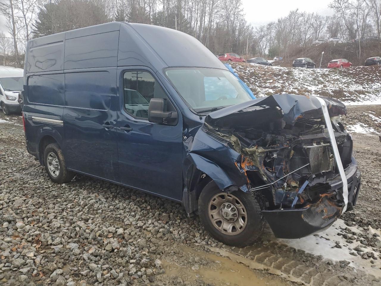 Nissan Nv 2500 S Image 7