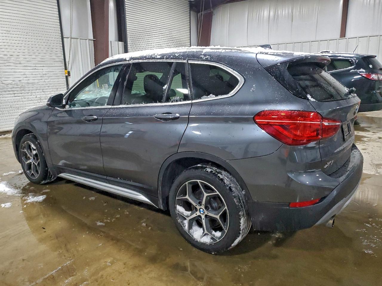 BMW X Series Xdrive28i Image 11