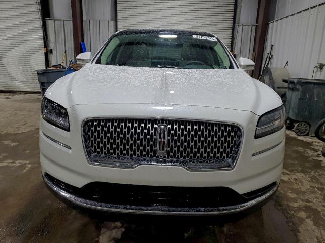 Lincoln Nautilus Reserve Image 3