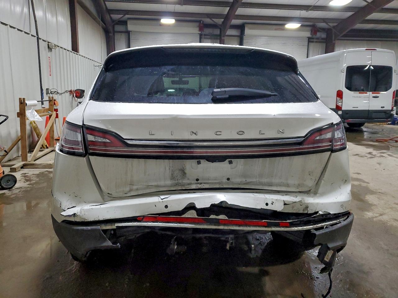 Lincoln Nautilus Reserve Image 7