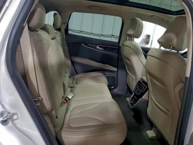 Lincoln Nautilus Reserve Image 8