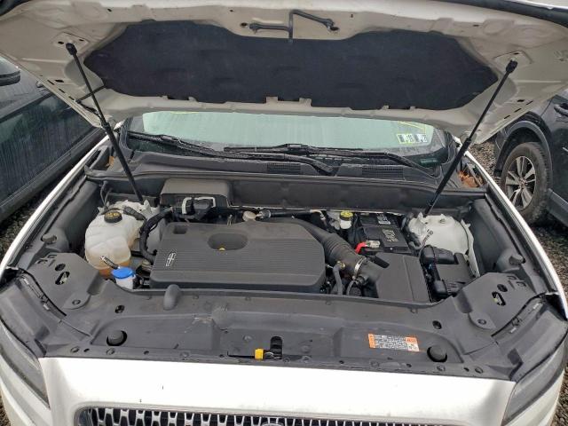 Lincoln Nautilus Reserve Image 10