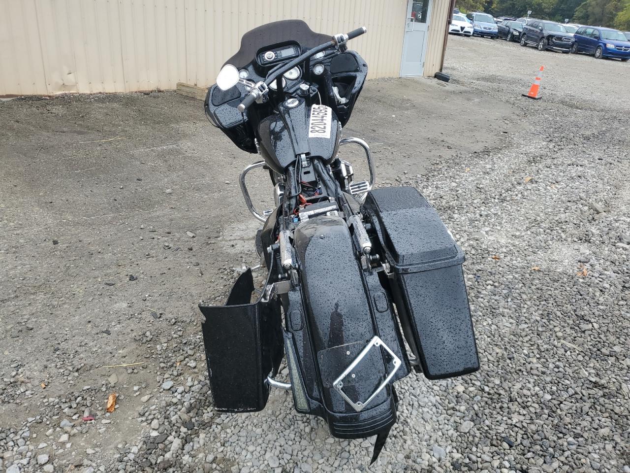 Harley-Davidson Fl Image 3