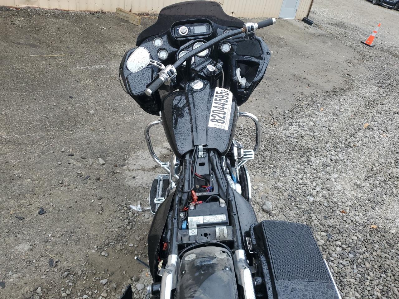 Harley-Davidson Fl Image 8