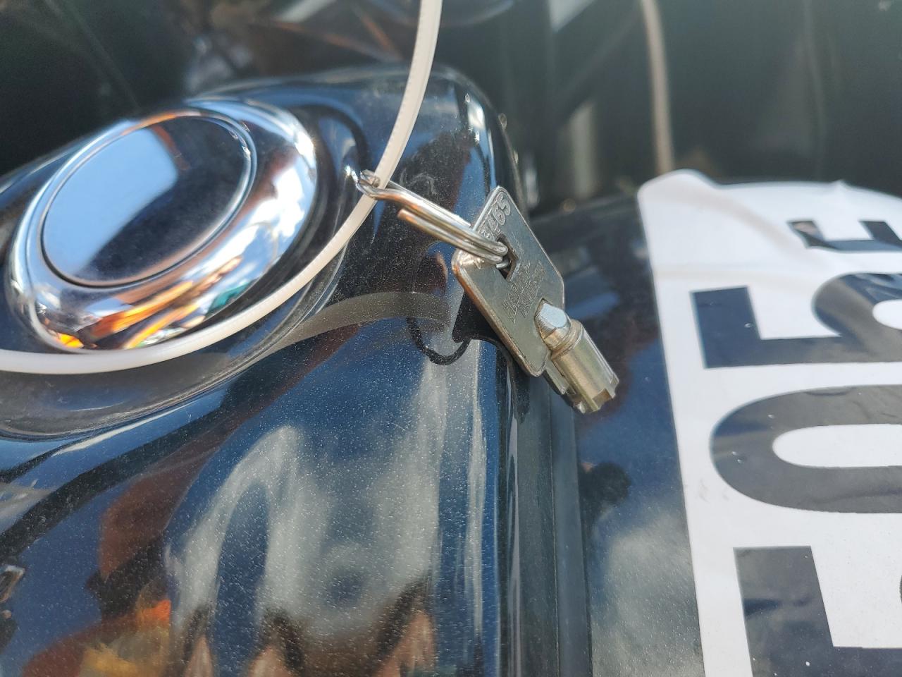 Harley-Davidson Fl Image 6