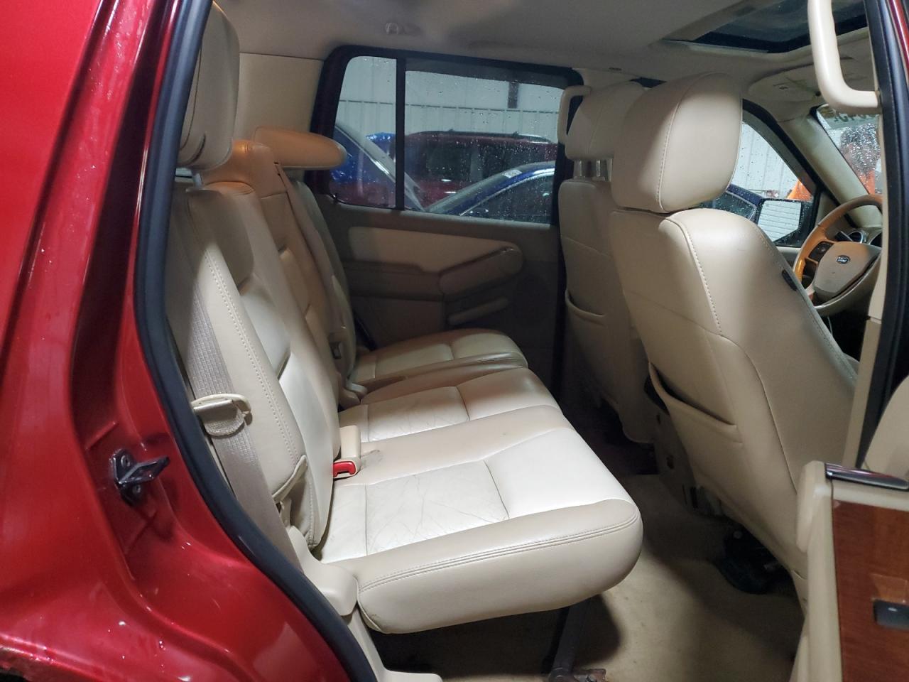 Ford Explorer Eddie Bauer Image 10