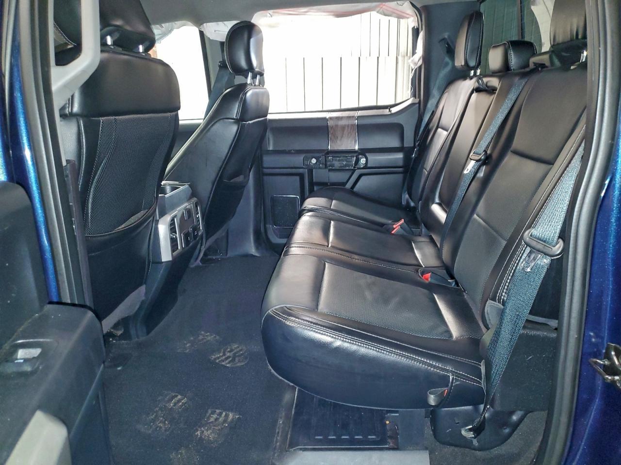 Ford F-250 Super Duty Image 11