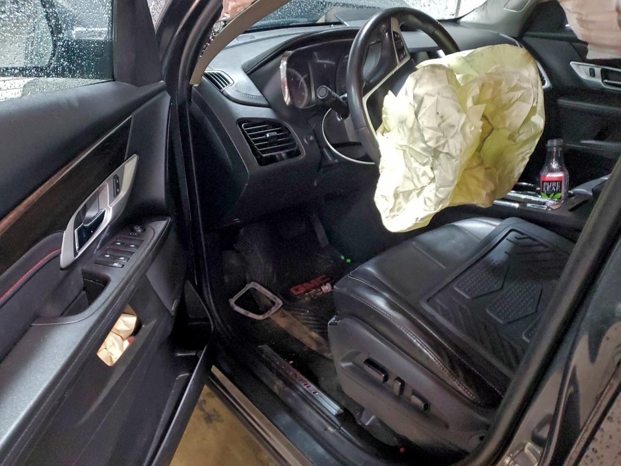 GMC Terrain Denali Image 10