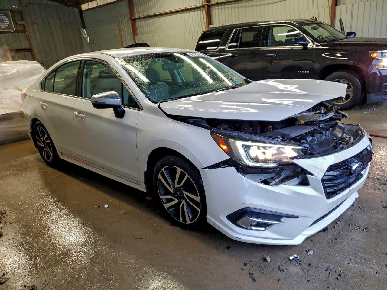 Subaru Legacy Sport Image 11