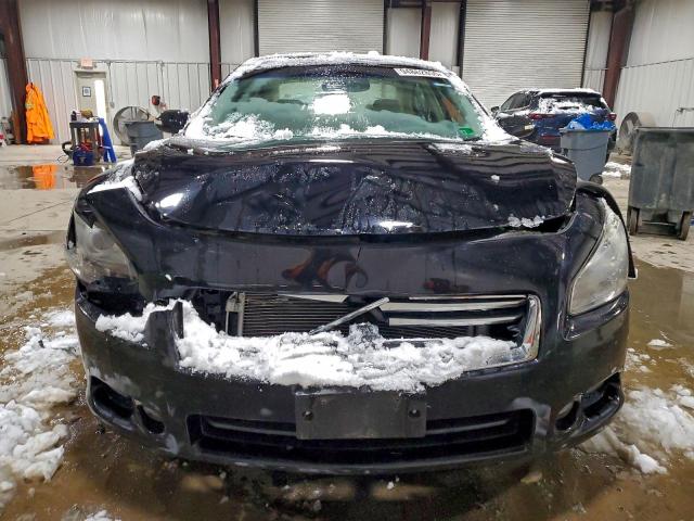 Nissan Maxima S Image 6