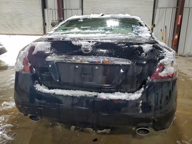 Nissan Maxima S Image 10