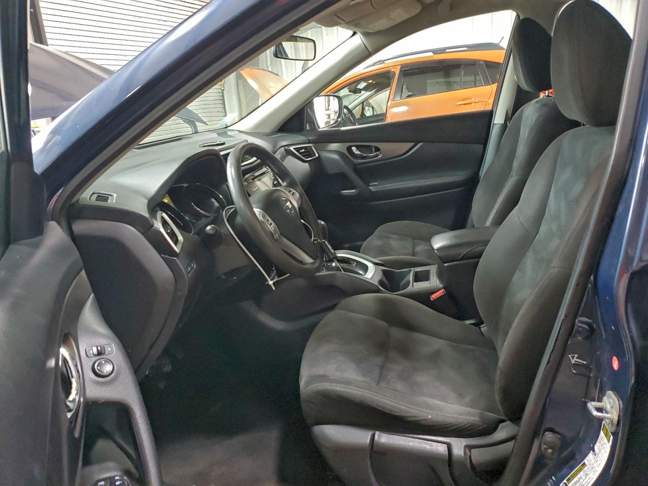 Nissan Rogue S Image 10