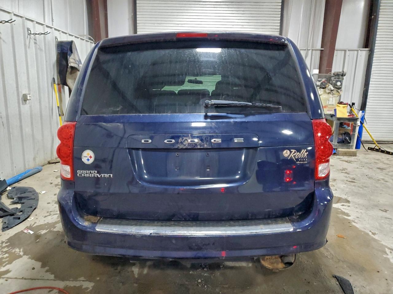 Dodge Caravan Sxt Image 6