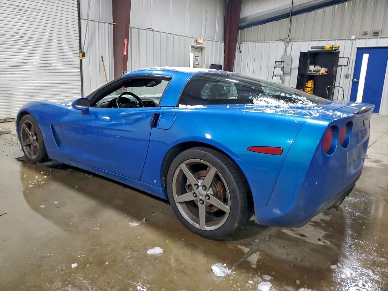 Chevrolet Corvette Image 4