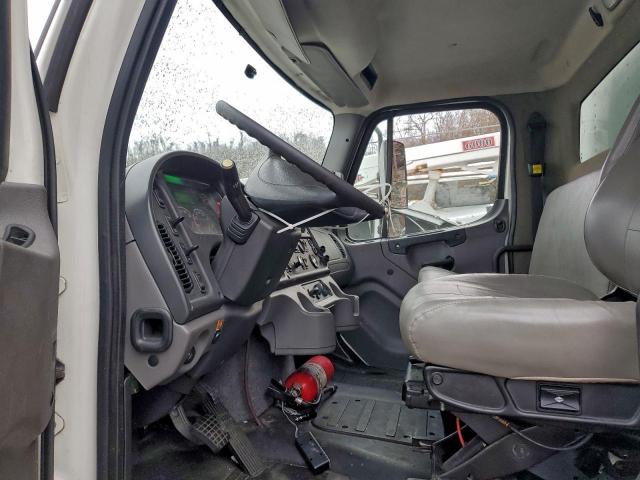 Freightliner M2 106 Med 106 Medium Duty Image 4