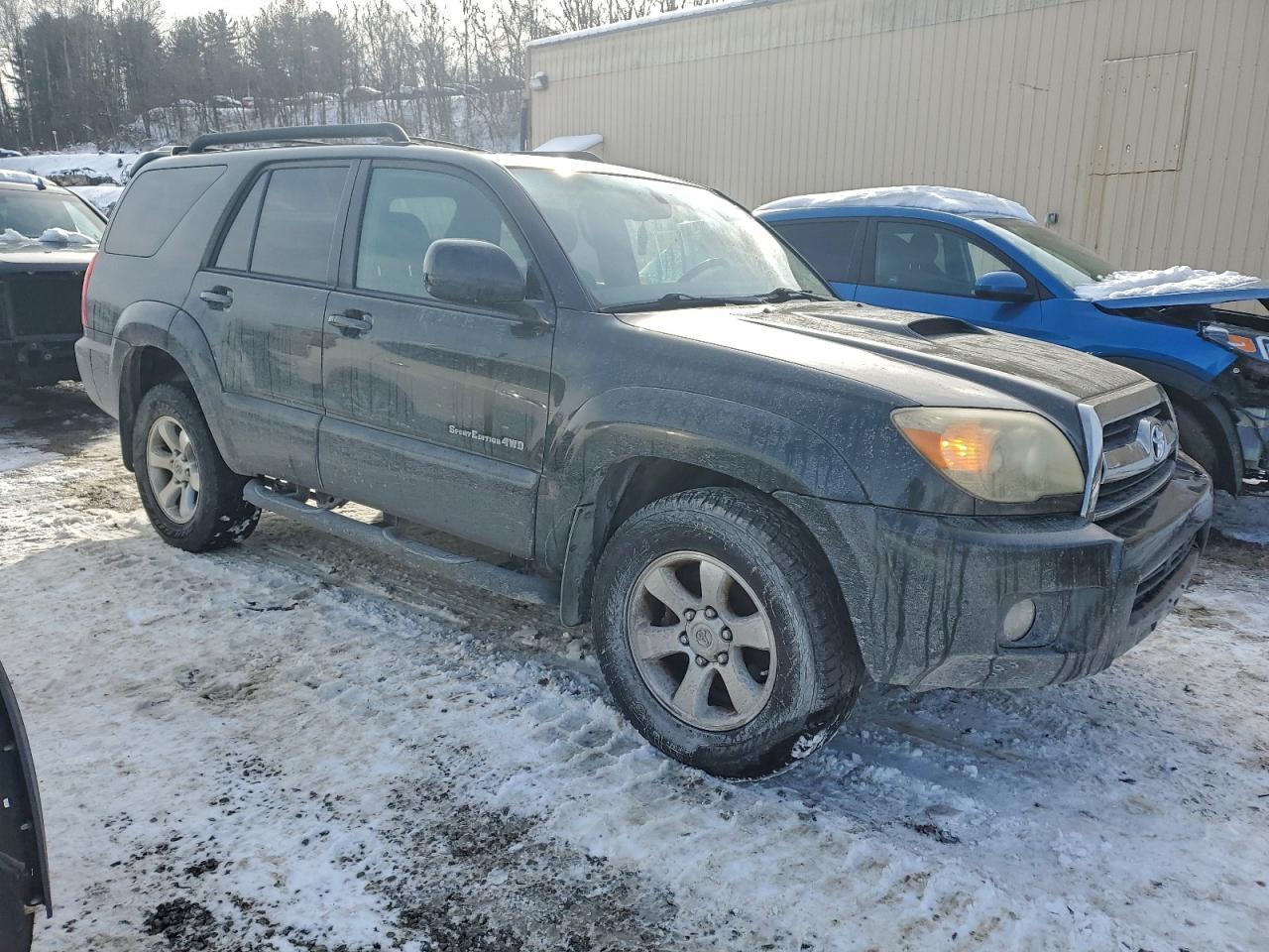 Toyota 4Runner Sr5 Image 3