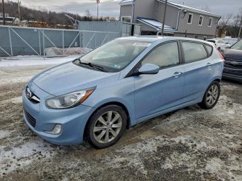  Salvage Hyundai ACCENT