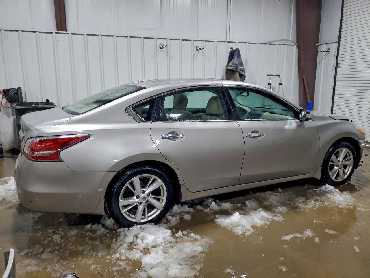 Nissan Altima 2.5 Image 9