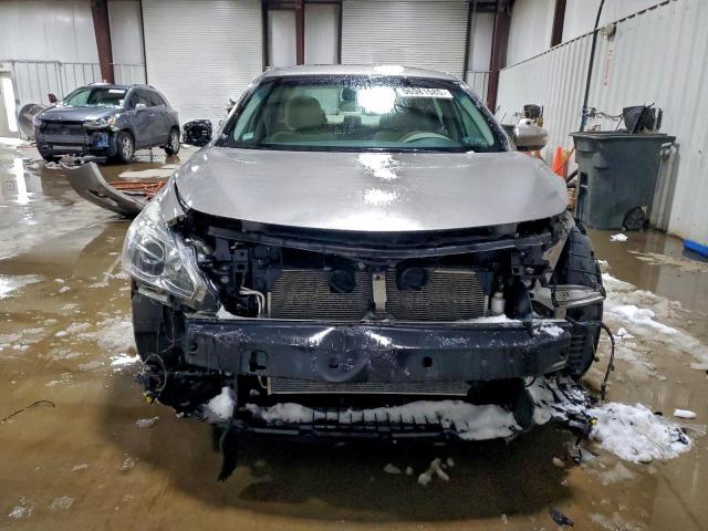 Nissan Altima 2.5 Image 13