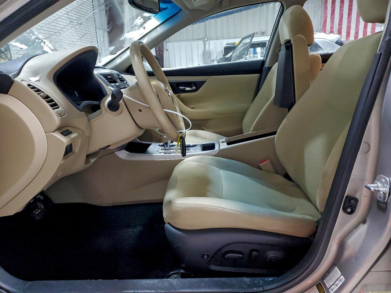 Nissan Altima 2.5 Image 11