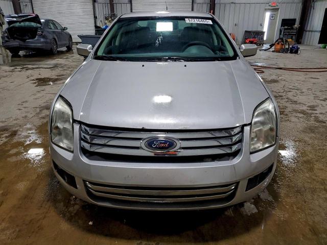 Ford Fusion Se Image 2