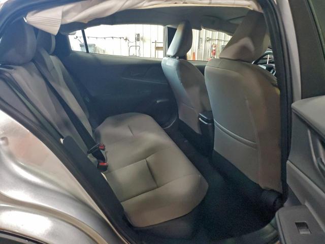 Toyota Prius Le Image 3