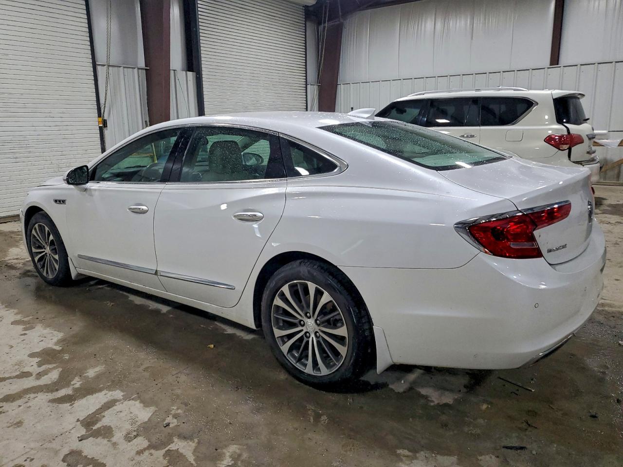 Buick LaCrosse Premium Image 6