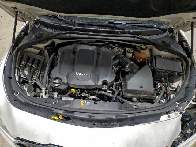 Buick LaCrosse Premium Image 9