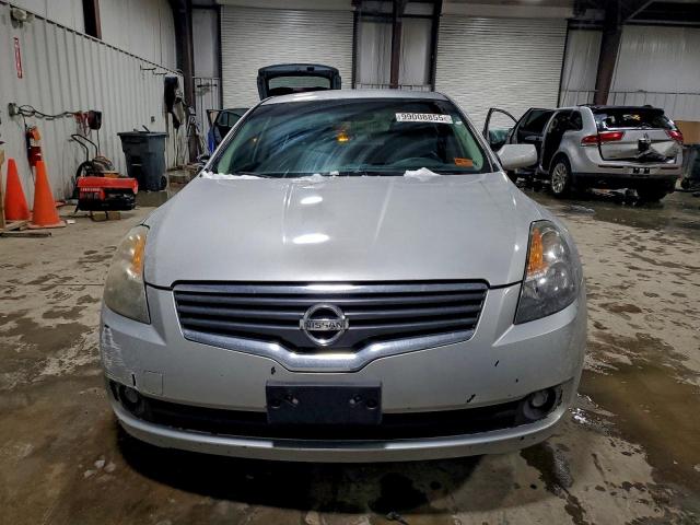 Nissan Altima 2.5 Image 10
