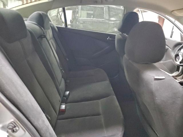 Nissan Altima 2.5 Image 3