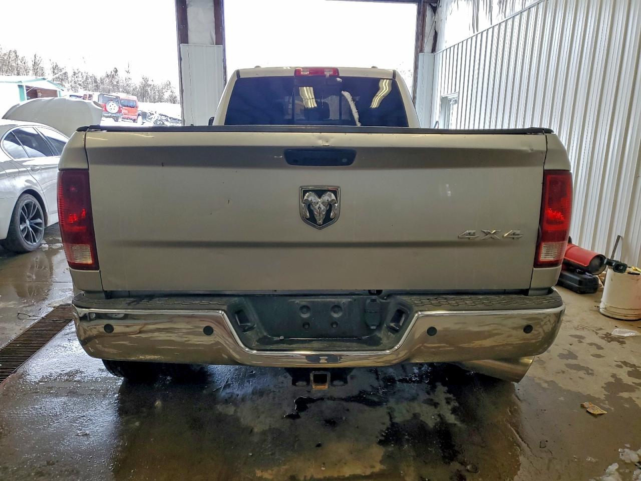 Dodge Ram 3500 Image 7