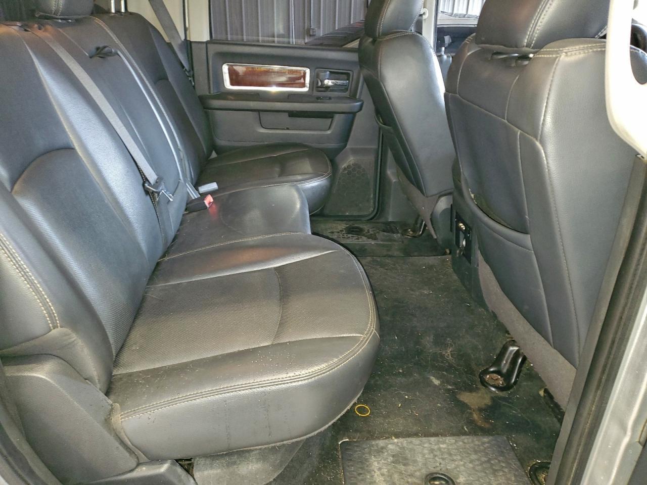 Dodge Ram 3500 Image 9