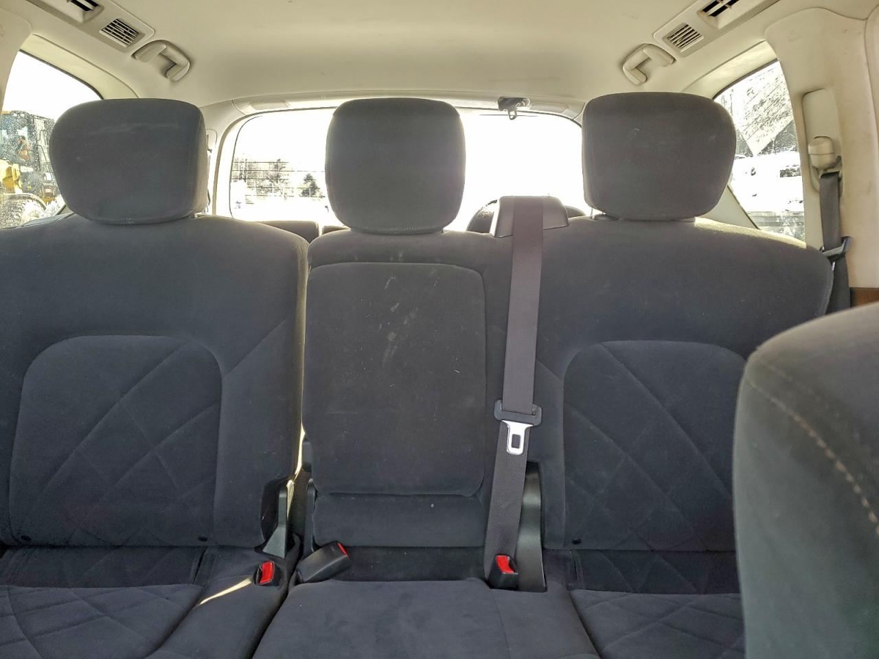 Nissan Armada Sv Image 11