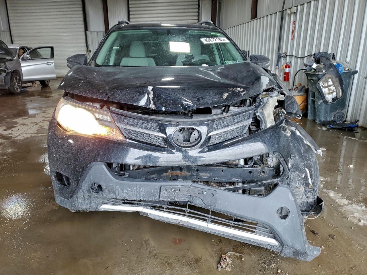 Toyota RAV4 Xle Image 13