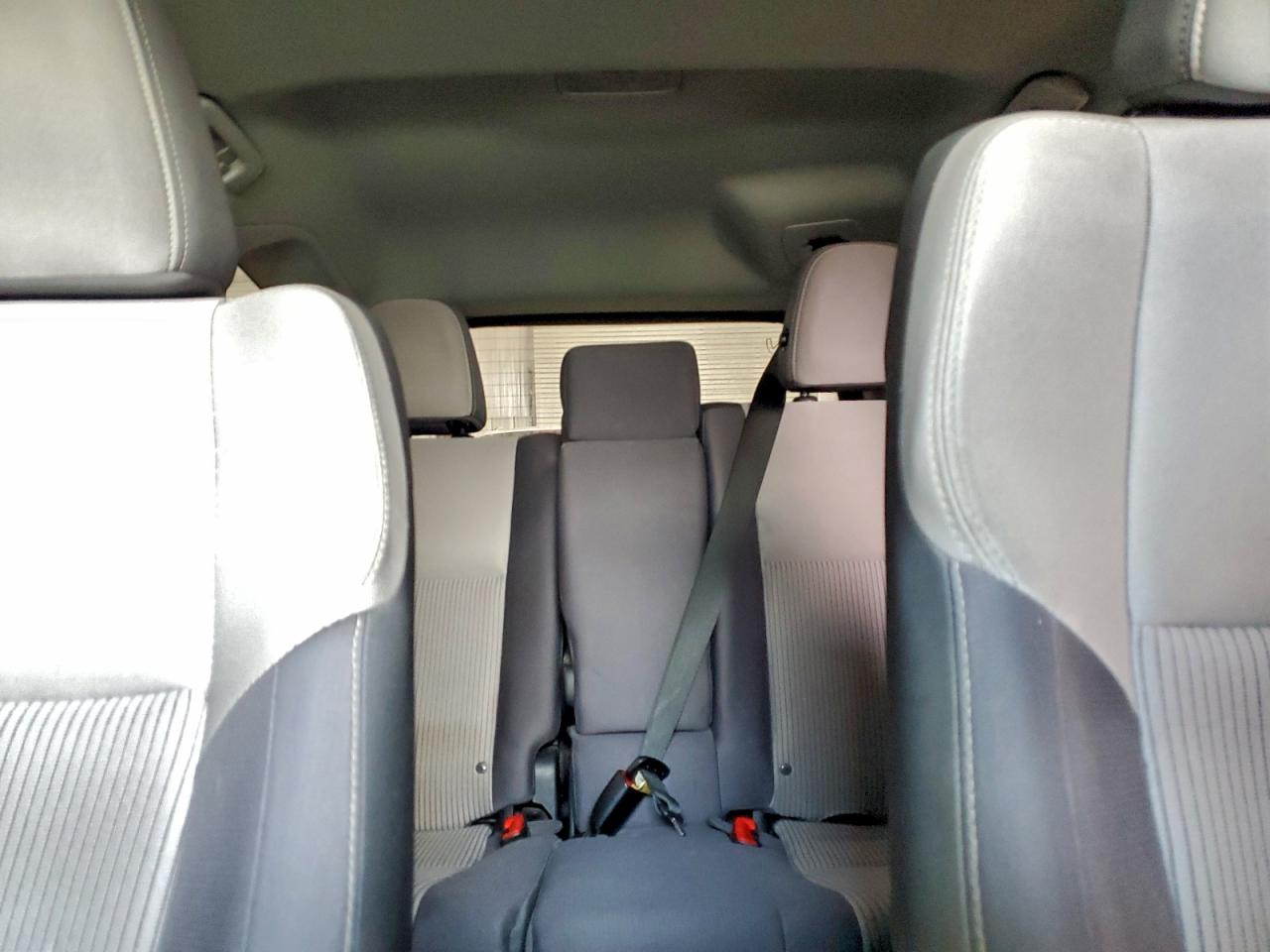 Toyota RAV4 Xle Image 9