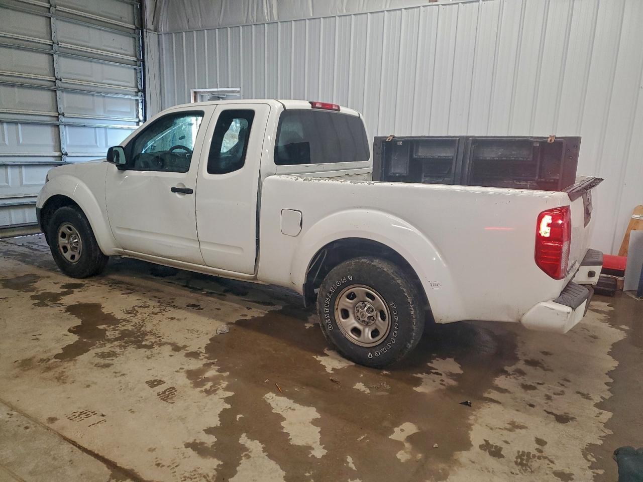 Nissan Frontier S Image 3